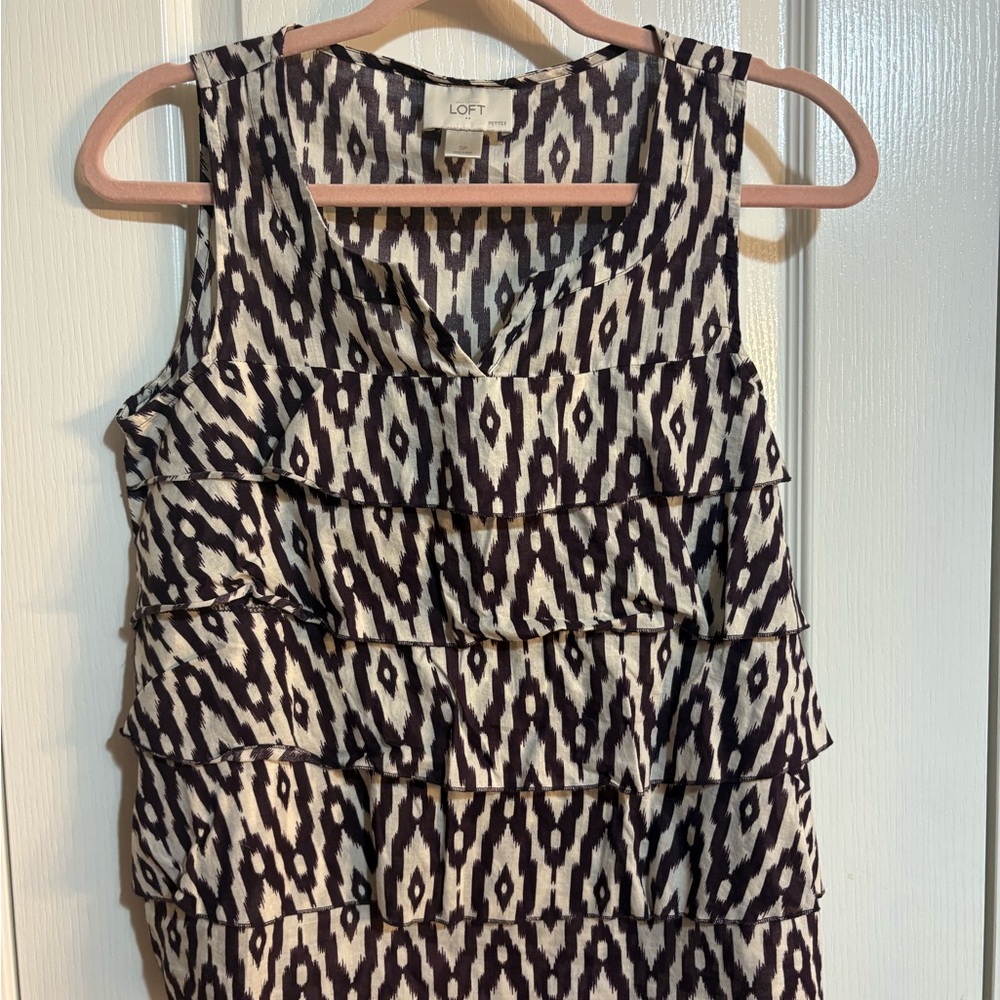 ❤️LOFT Deep Purple and Cream Sleeveless Ruffle Top ❤️ Final Markdown